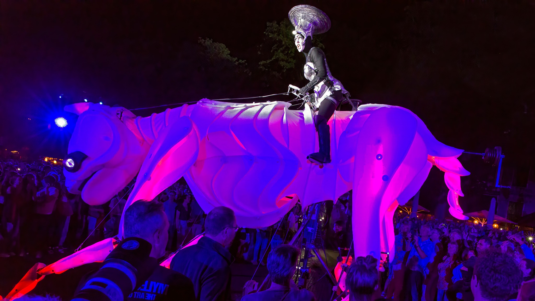 Streettheatre Spectacle Avenir